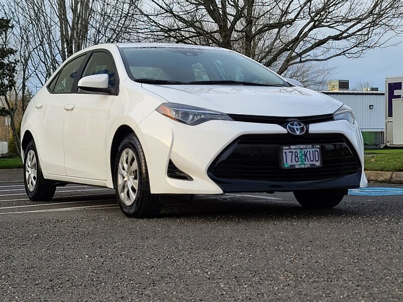 2018 Toyota Corolla LE / Lane Depart Alert / Dynamic Cruise / 1-OWNER  / Backup CAM / BlueTooth / Fresh Local Trade / Clean Title - Photo 58 - Portland, OR 97217