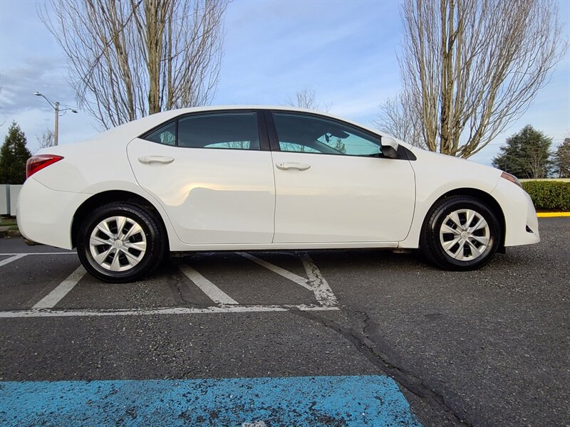 2018 Toyota Corolla LE / Lane Depart Alert / Dynamic Cruise / 1-OWNER  / Backup CAM / BlueTooth / Fresh Local Trade / Clean Title - Photo 4 - Portland, OR 97217