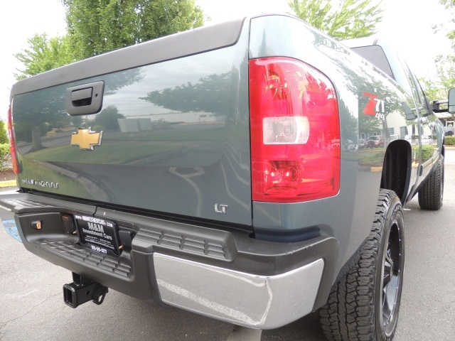 2010 Chevrolet Silverado 2500 Z71 / 4X4 / 6.6L DURAMAX Diesel / ALLISON / LIFTED   - Photo 35 - Portland, OR 97217