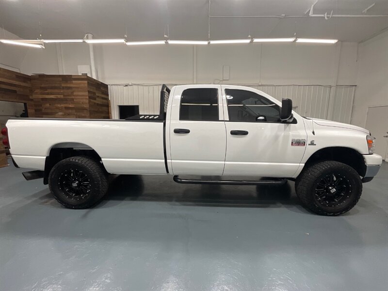 2009 Dodge Ram 2500 SLT 4X4 6.7L CUMMINS DIESEL 6-SPEED MANUAL  / LOCAL TRUCK w. ZERO RUST - Photo 4 - Gladstone, OR 97027