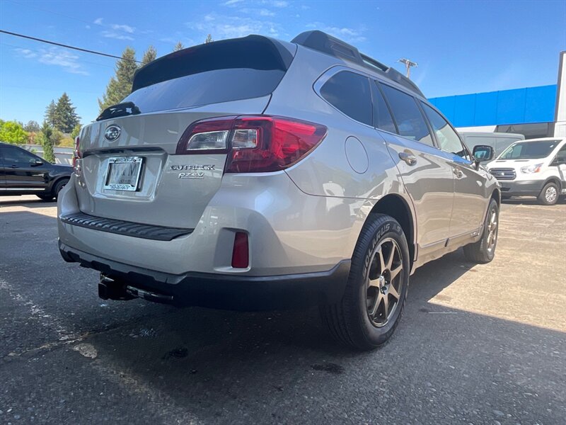 2016 Subaru Outback 2.5i Premium AWD / NEW TIRES / Blind Spot/84K MILE  / Backup Camera / LOCAL CAR - Photo 4 - Gladstone, OR 97027