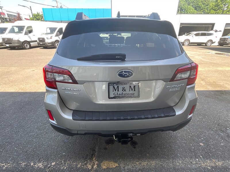 2016 Subaru Outback 2.5i Premium AWD / NEW TIRES / Blind Spot/84K MILE  / Backup Camera / LOCAL CAR - Photo 6 - Gladstone, OR 97027