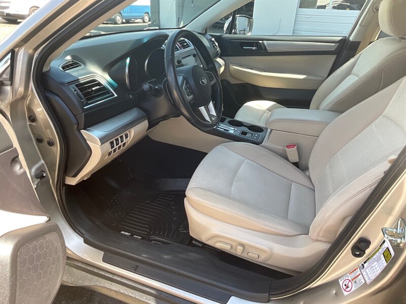 2016 Subaru Outback 2.5i Premium AWD / NEW TIRES / Blind Spot/84K MILE  / Backup Camera / LOCAL CAR - Photo 10 - Gladstone, OR 97027