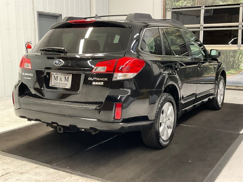 2012 Subaru Outback 2.5i Limited Wagon 2.5L 4Cyl / Leather Heated Seat  / Backup Camera / Sunroof / Excel Cond / 98,000 MILES - Photo 7 - Gladstone, OR 97027