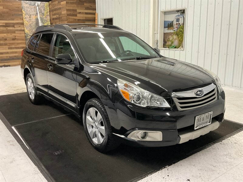 2012 Subaru Outback 2.5i Limited Wagon 2.5L 4Cyl / Leather Heated Seat  / Backup Camera / Sunroof / Excel Cond / 98,000 MILES - Photo 2 - Gladstone, OR 97027