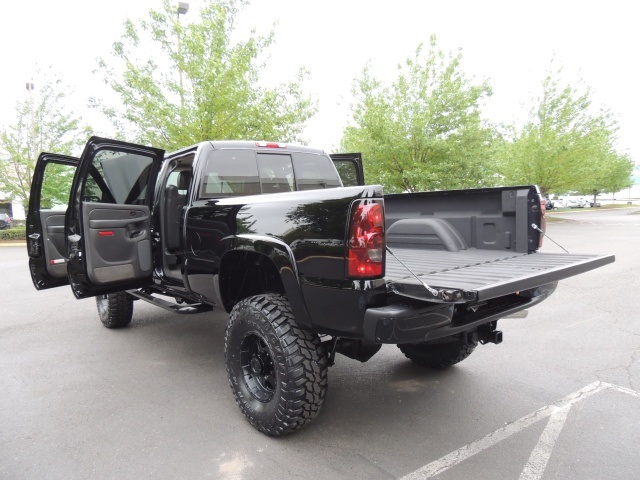 2005 Chevrolet Silverado 2500 LT / 4X4 / 6.6L Duramax Diesel / LIFTED LIFTED   - Photo 27 - Portland, OR 97217