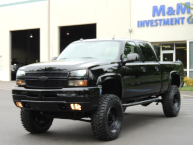 2005 Chevrolet Silverado 2500 LT / 4X4 / 6.6L Duramax Diesel / LIFTED LIFTED   - Photo 40 - Portland, OR 97217