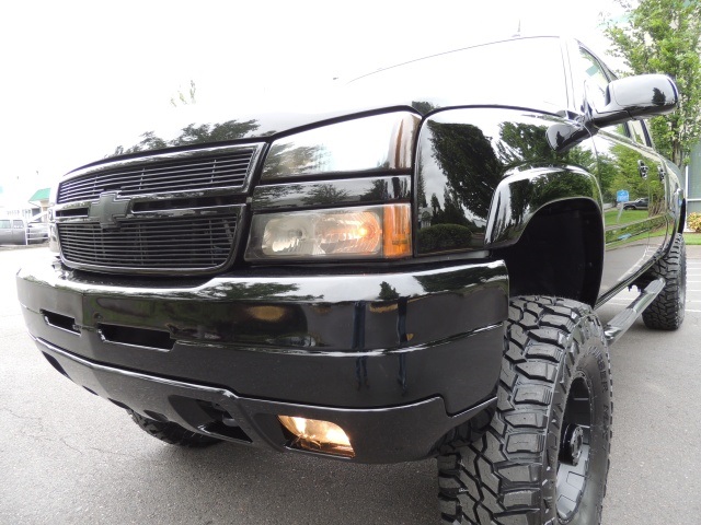 2005 Chevrolet Silverado 2500 LT / 4X4 / 6.6L Duramax Diesel / LIFTED LIFTED   - Photo 9 - Portland, OR 97217