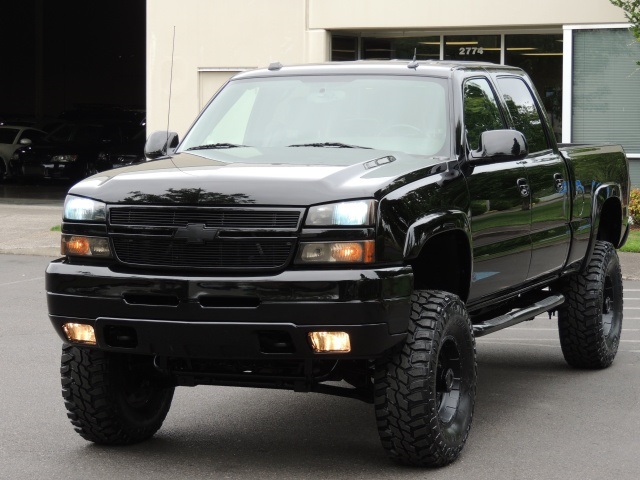 2005 Chevrolet Silverado 2500 LT / 4X4 / 6.6L Duramax Diesel / LIFTED LIFTED   - Photo 44 - Portland, OR 97217