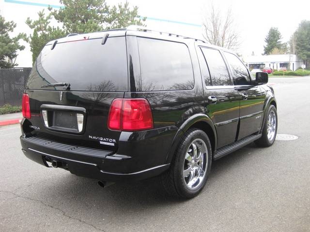 2006 Lincoln Navigator Luxury   - Photo 4 - Portland, OR 97217