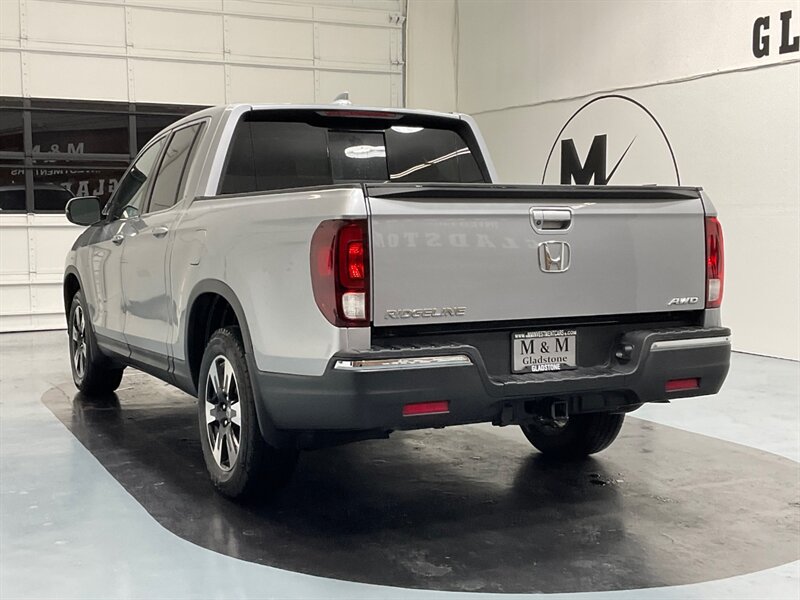 2020 Honda Ridgeline RTL Pickup 4X4 / V6 / Leather / 1-OWNER / 24K MILE  / LOCAL HONDA - Photo 9 - Gladstone, OR 97027