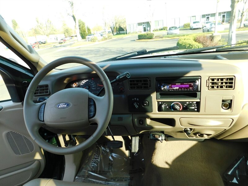 2003 Ford F-250 Super Duty Lariat Crew Cab 4X4/ V10 Gas / CLEAN   - Photo 14 - Portland, OR 97217