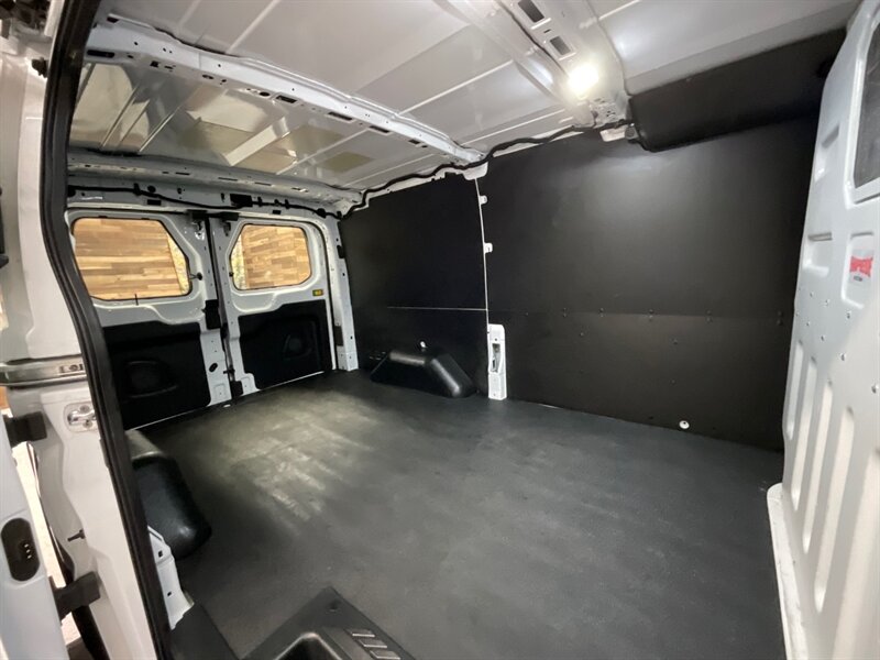 2021 Ford Transit 150 CARGO VAN Low Roof / 3.5L V6 / 14,000 MILES  / Backup Camera / 1-Owner / SWB - Photo 15 - Gladstone, OR 97027