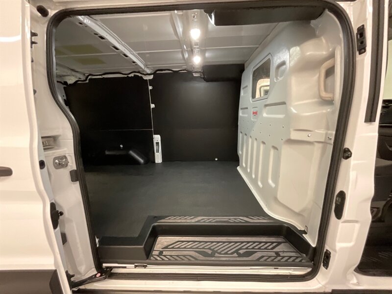 2021 Ford Transit 150 CARGO VAN Low Roof / 3.5L V6 / 14,000 MILES  / Backup Camera / 1-Owner / SWB - Photo 14 - Gladstone, OR 97027