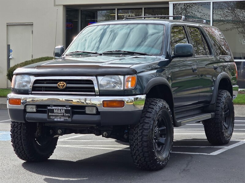 1998 Toyota 4Runner 4X4 / NEW TIMING BELT / NEW LIFT + TIRES / 1-OWNER  / V6 3.4L / IMMACULATE !! - Photo 1 - Portland, OR 97217