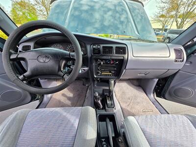 1998 Toyota 4Runner 4X4 / NEW TIMING BELT / NEW LIFT + TIRES / 1-OWNER  / V6 3.4L / IMMACULATE !! - Photo 17 - Portland, OR 97217