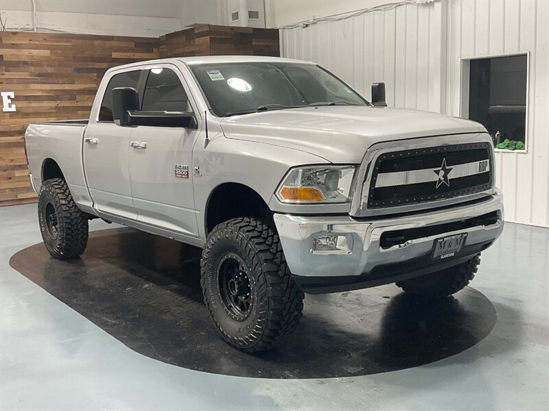 2012 RAM 2500 SLT CREW CAB 4X4 / 6.7L DIESEL / NEW TIRES  / LIFTED / RUST FREE LOCAL - Photo 2 - Gladstone, OR 97027