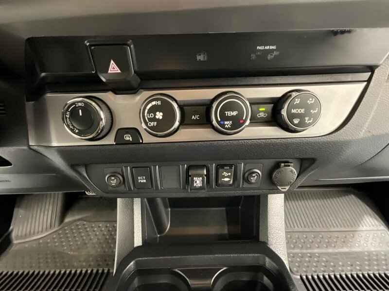 2019 Toyota Tacoma SR5 V6 Double Cab 4X4 /LIFTED w. NEW WHEELS &TIRES  / Backup Camera / LONG BED / ZERO RUST / 57K MILES - Photo 17 - Gladstone, OR 97027