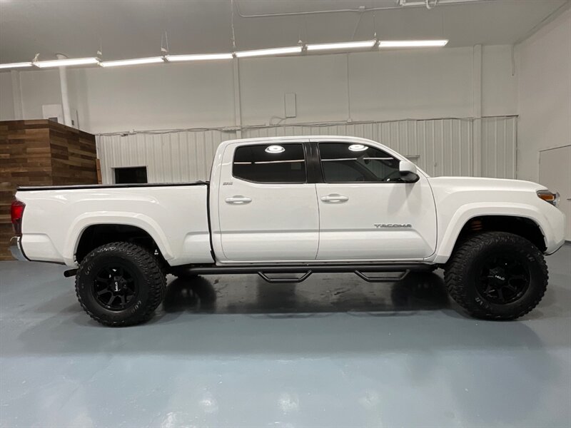 2019 Toyota Tacoma SR5 V6 Double Cab 4X4 /LIFTED w. NEW WHEELS &TIRES  / Backup Camera / LONG BED / ZERO RUST / 57K MILES - Photo 4 - Gladstone, OR 97027