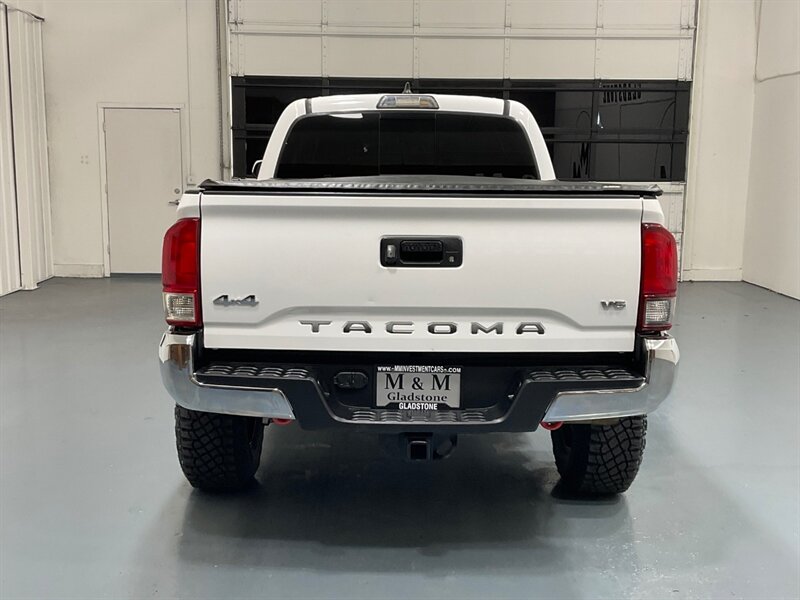 2019 Toyota Tacoma SR5 V6 Double Cab 4X4 /LIFTED w. NEW WHEELS &TIRES  / Backup Camera / LONG BED / ZERO RUST / 57K MILES - Photo 6 - Gladstone, OR 97027