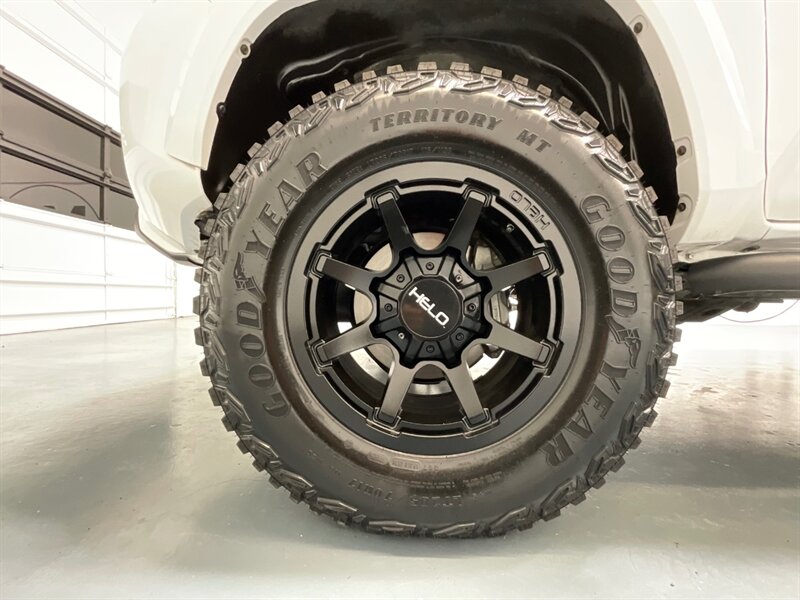 2019 Toyota Tacoma SR5 V6 Double Cab 4X4 /LIFTED w. NEW WHEELS &TIRES  / Backup Camera / LONG BED / ZERO RUST / 57K MILES - Photo 22 - Gladstone, OR 97027