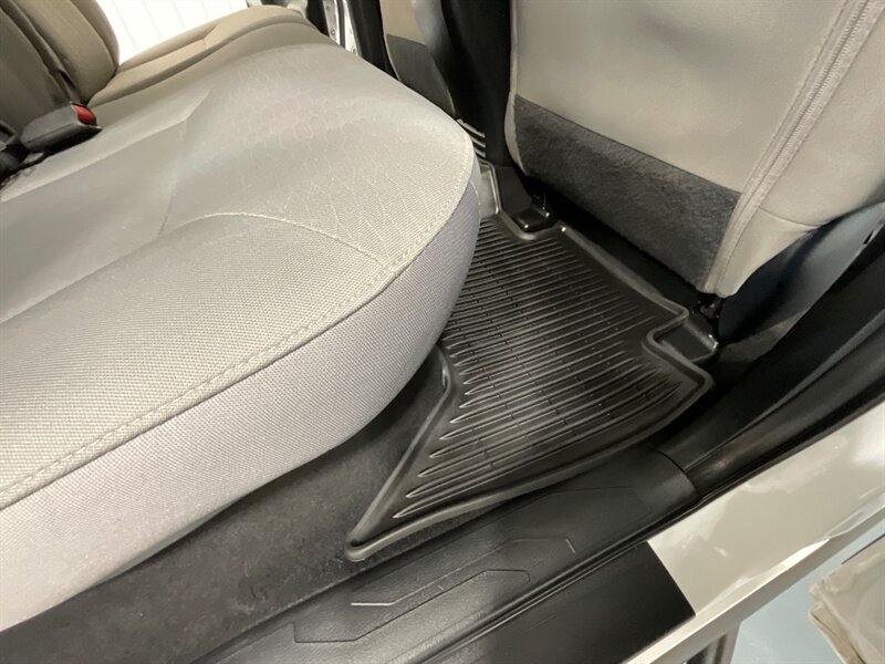 2019 Toyota Tacoma SR5 V6 Double Cab 4X4 /LIFTED w. NEW WHEELS &TIRES  / Backup Camera / LONG BED / ZERO RUST / 57K MILES - Photo 40 - Gladstone, OR 97027