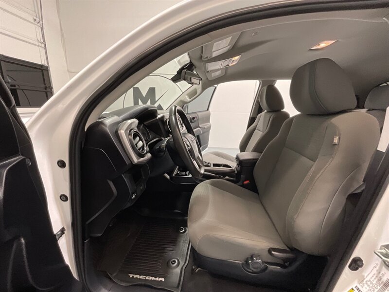 2019 Toyota Tacoma SR5 V6 Double Cab 4X4 /LIFTED w. NEW WHEELS &TIRES  / Backup Camera / LONG BED / ZERO RUST / 57K MILES - Photo 11 - Gladstone, OR 97027