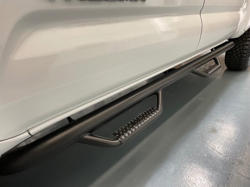 2019 Toyota Tacoma SR5 V6 Double Cab 4X4 /LIFTED w. NEW WHEELS &TIRES  / Backup Camera / LONG BED / ZERO RUST / 57K MILES - Photo 20 - Gladstone, OR 97027