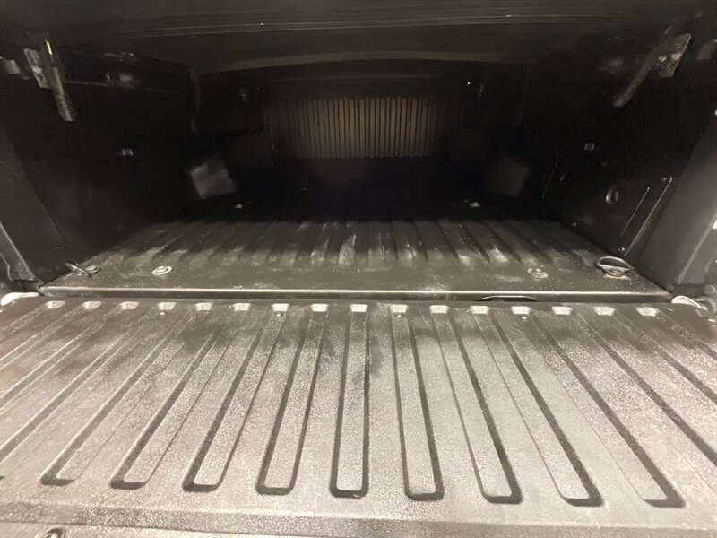 2019 Toyota Tacoma SR5 V6 Double Cab 4X4 /LIFTED w. NEW WHEELS &TIRES  / Backup Camera / LONG BED / ZERO RUST / 57K MILES - Photo 38 - Gladstone, OR 97027