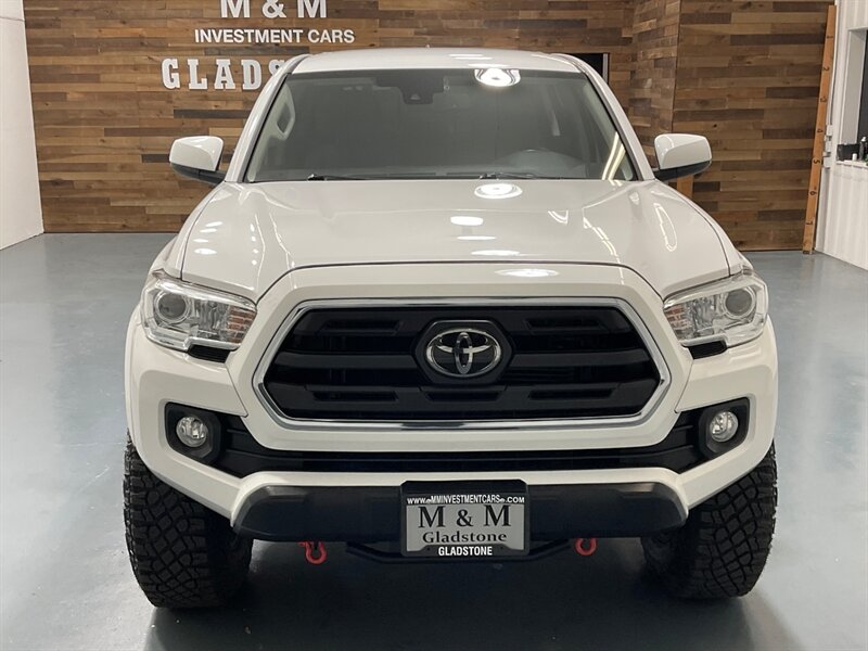 2019 Toyota Tacoma SR5 V6 Double Cab 4X4 /LIFTED w. NEW WHEELS &TIRES  / Backup Camera / LONG BED / ZERO RUST / 57K MILES - Photo 5 - Gladstone, OR 97027