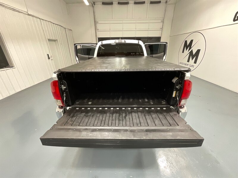 2019 Toyota Tacoma SR5 V6 Double Cab 4X4 /LIFTED w. NEW WHEELS &TIRES  / Backup Camera / LONG BED / ZERO RUST / 57K MILES - Photo 10 - Gladstone, OR 97027