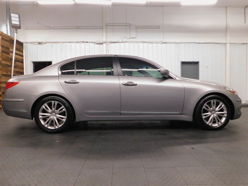 2010 Hyundai Genesis 4.6L V8 Technology P   - Photo 4 - Gladstone, OR 97027