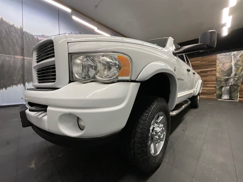 2004 Dodge Ram 2500 Laramie 4X4 / 5.9L DIESEL / 6-SPEED / 1-OWNER  LOCAL OREGON TRUCK / RUST FREE / LEATHER & HEATED SEATS / LONG BED / 109,000 MILES - Photo 9 - Gladstone, OR 97027