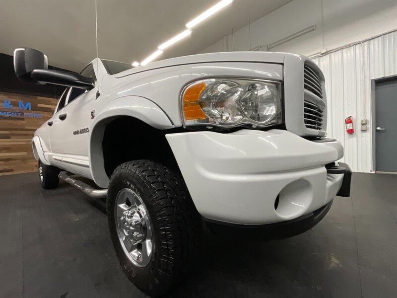 2004 Dodge Ram 2500 Laramie 4X4 / 5.9L DIESEL / 6-SPEED / 1-OWNER  LOCAL OREGON TRUCK / RUST FREE / LEATHER & HEATED SEATS / LONG BED / 109,000 MILES - Photo 10 - Gladstone, OR 97027