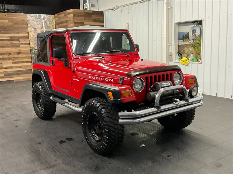 2005 Jeep Wrangler Rubicon 2Dr 4X4 / 4.0L 6Cyl / 6-SPEED / LIFTED  BRAND NEW TOP / LIFTED w/ MUD TIRES / WINCH & GRILL GUARD / SHARP & CLEAN !! - Photo 2 - Gladstone, OR 97027