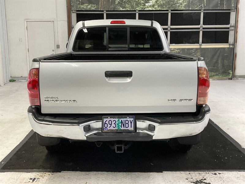 2005 Toyota Tacoma V6 Access Cab 4X4 / 4.0L V6 / 6-SPEED MANUAL  / RUST FREE / Towing Package / 154K MILES - Photo 6 - Gladstone, OR 97027