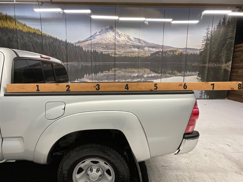 2005 Toyota Tacoma V6 Access Cab 4X4 / 4.0L V6 / 6-SPEED MANUAL  / RUST FREE / Towing Package / 154K MILES - Photo 11 - Gladstone, OR 97027