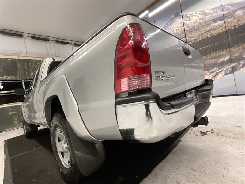 2005 Toyota Tacoma V6 Access Cab 4X4 / 4.0L V6 / 6-SPEED MANUAL  / RUST FREE / Towing Package / 154K MILES - Photo 26 - Gladstone, OR 97027