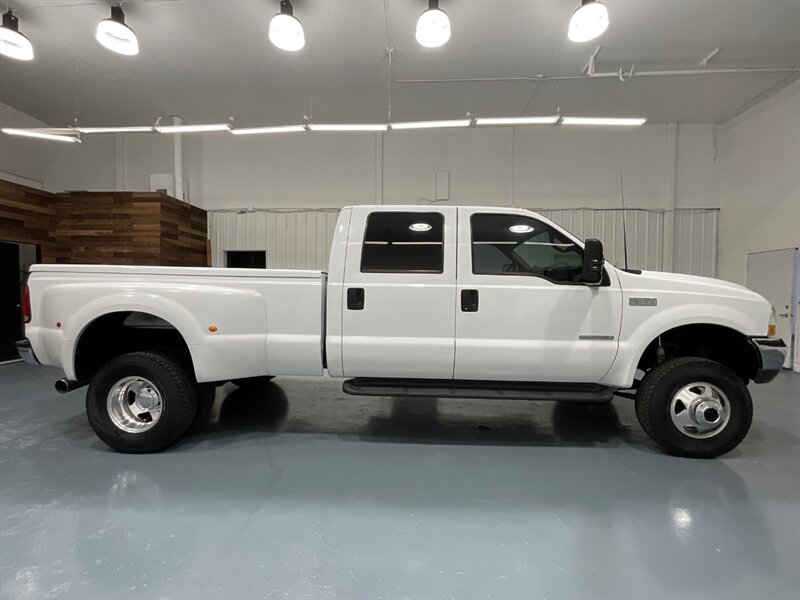 2000 Ford F-350 Lariat Crew Cab 4X4 / 7.3L DIESEL /DUALLY /Leather  / Long Bed / BRAND NEW SET OF TIRES / ZERO RUST / 121K MILES - Photo 4 - Gladstone, OR 97027