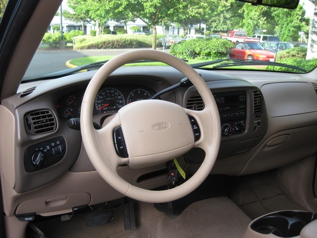 1998 Ford F-250 Lariat/3-Door/4X4   - Photo 26 - Portland, OR 97217