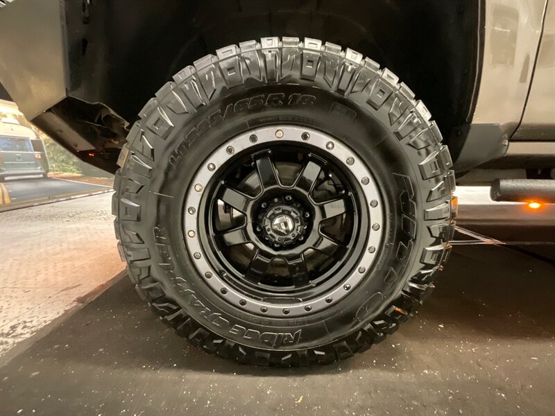 2015 Chevrolet Silverado 1500 LT Double Cab 4X4 / 5.3L V8 / LIFTED & CUSTOM  / LIFTED w. 35 " Tires & 18 " Fuel Wheels / 75K MILES - Photo 22 - Gladstone, OR 97027