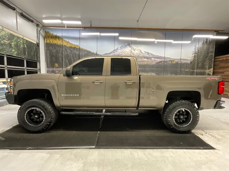 2015 Chevrolet Silverado 1500 LT Double Cab 4X4 / 5.3L V8 / LIFTED & CUSTOM  / LIFTED w. 35 " Tires & 18 " Fuel Wheels / 75K MILES - Photo 3 - Gladstone, OR 97027