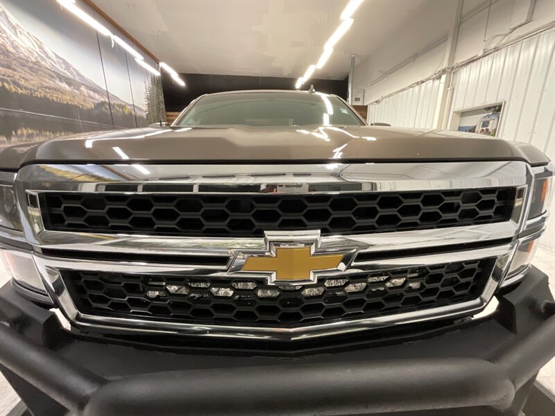 2015 Chevrolet Silverado 1500 LT Double Cab 4X4 / 5.3L V8 / LIFTED & CUSTOM  / LIFTED w. 35 " Tires & 18 " Fuel Wheels / 75K MILES - Photo 30 - Gladstone, OR 97027