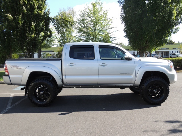 2013 Toyota Tacoma V6 / 4X4 / TRD Sport Pkg / LIFTED LIFTED