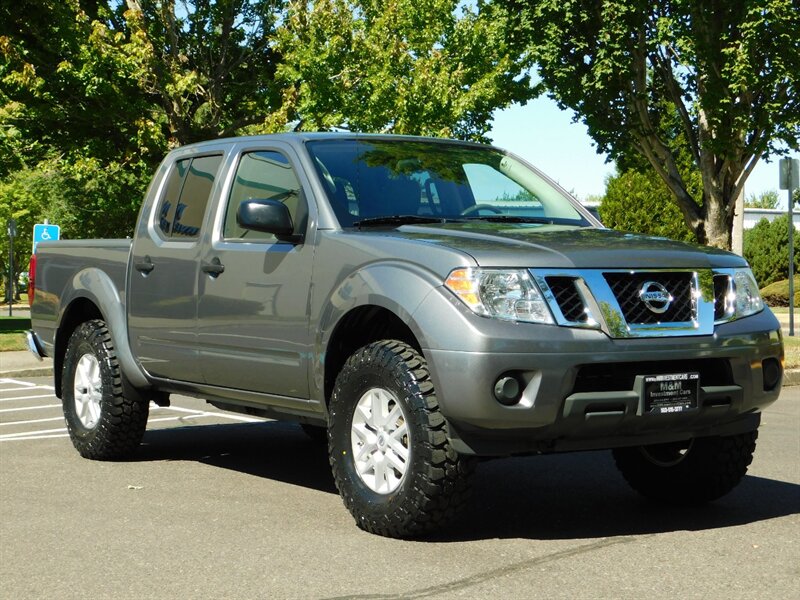 2019 Nissan Frontier SV Crew Cab 4X4 /NEW LIFT NEW 33