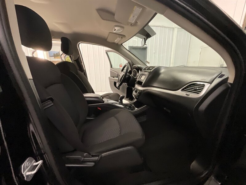 2018 Dodge Journey SE Sport Utility / 3RD ROW SEAT / NEW TIRES  / 67,000 MILES - Photo 32 - Gladstone, OR 97027