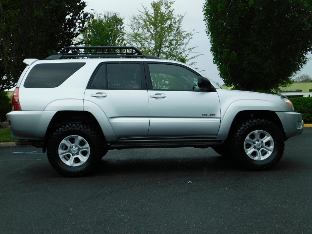 2004 Toyota 4Runner SR5 V6 4.0L / 4X4 / LEATHER / DIFF LOCK / LIFTED