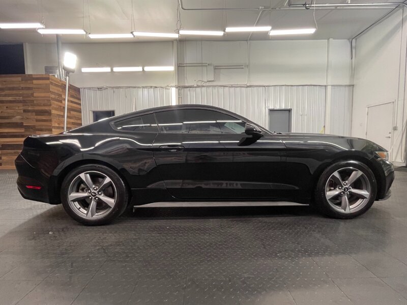 2015 Ford Mustang V6 Coupe / 3.7L V6 /   - Photo 4 - Gladstone, OR 97027