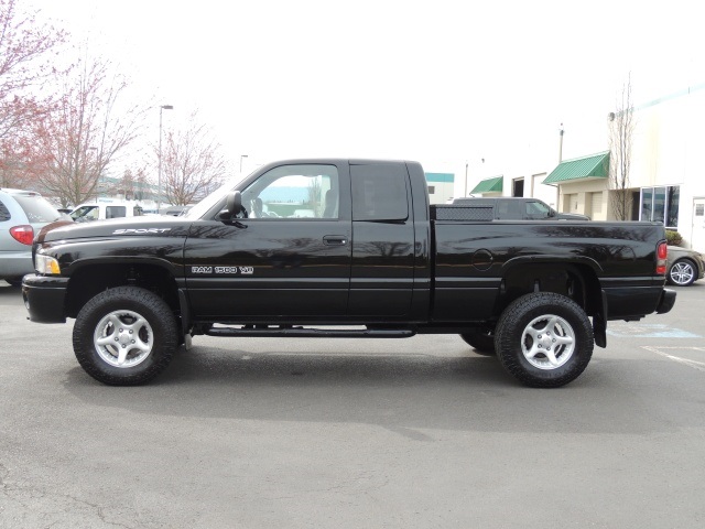 2001 Dodge Ram 1500 SLT Plus 4WD - Photo 3 - Portland, OR 97217