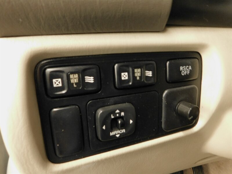 2003 Toyota Land Cruiser   - Photo 35 - Gladstone, OR 97027